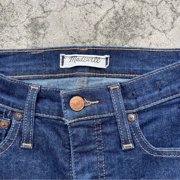 Madewell Cali Demi Boot Denim Jeans Dark wash Raw Hem Size 24 casual Preowned - Picture 4 of 5
